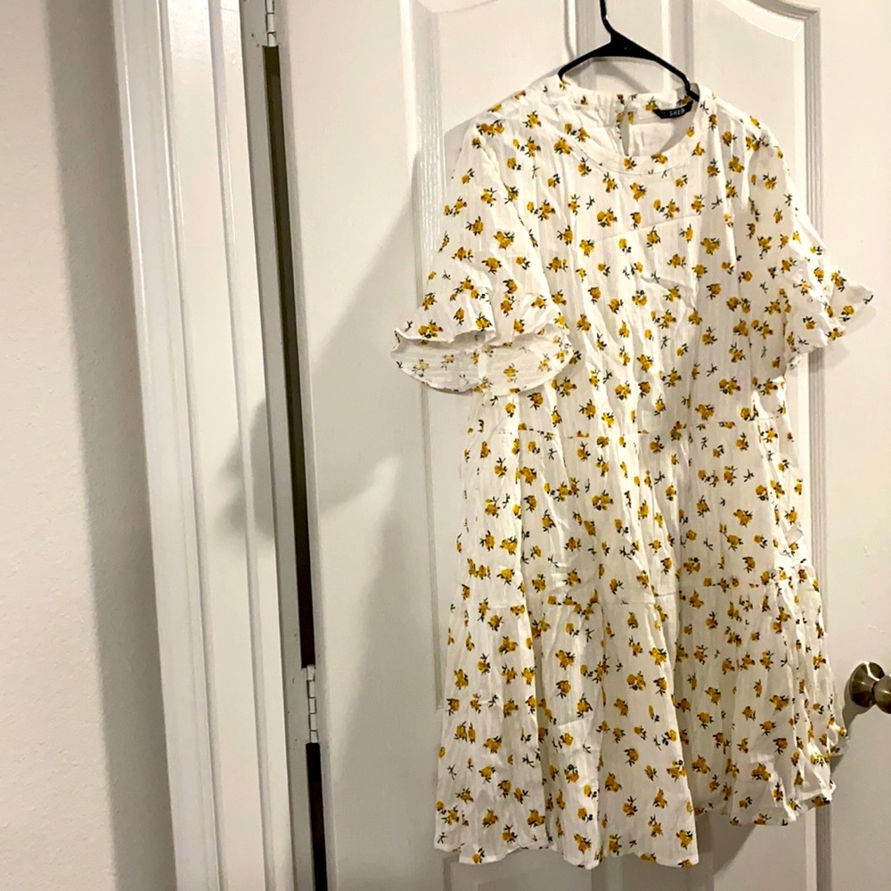 Yellow rose dress